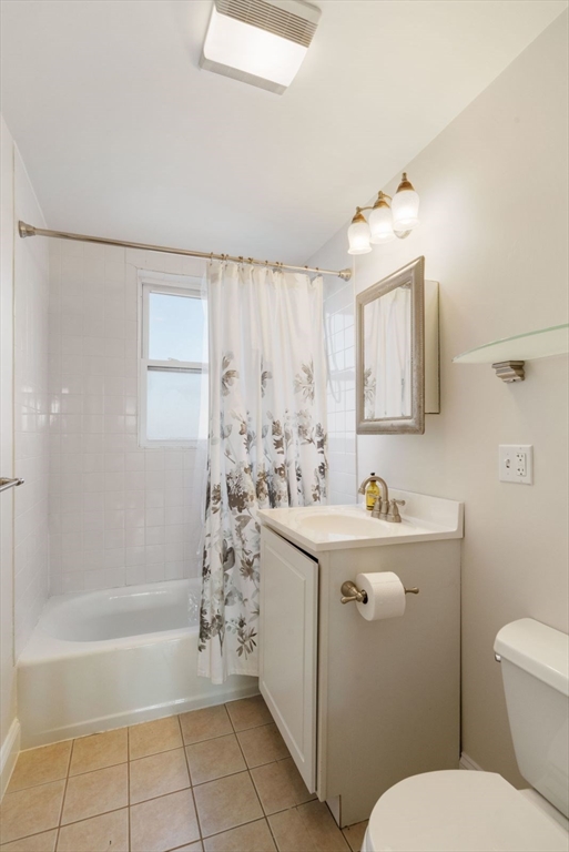 6 R Hazel Terrace, Unit 9 Salem, MA 01970 - Photo 6 of 13 Gallery Image 6