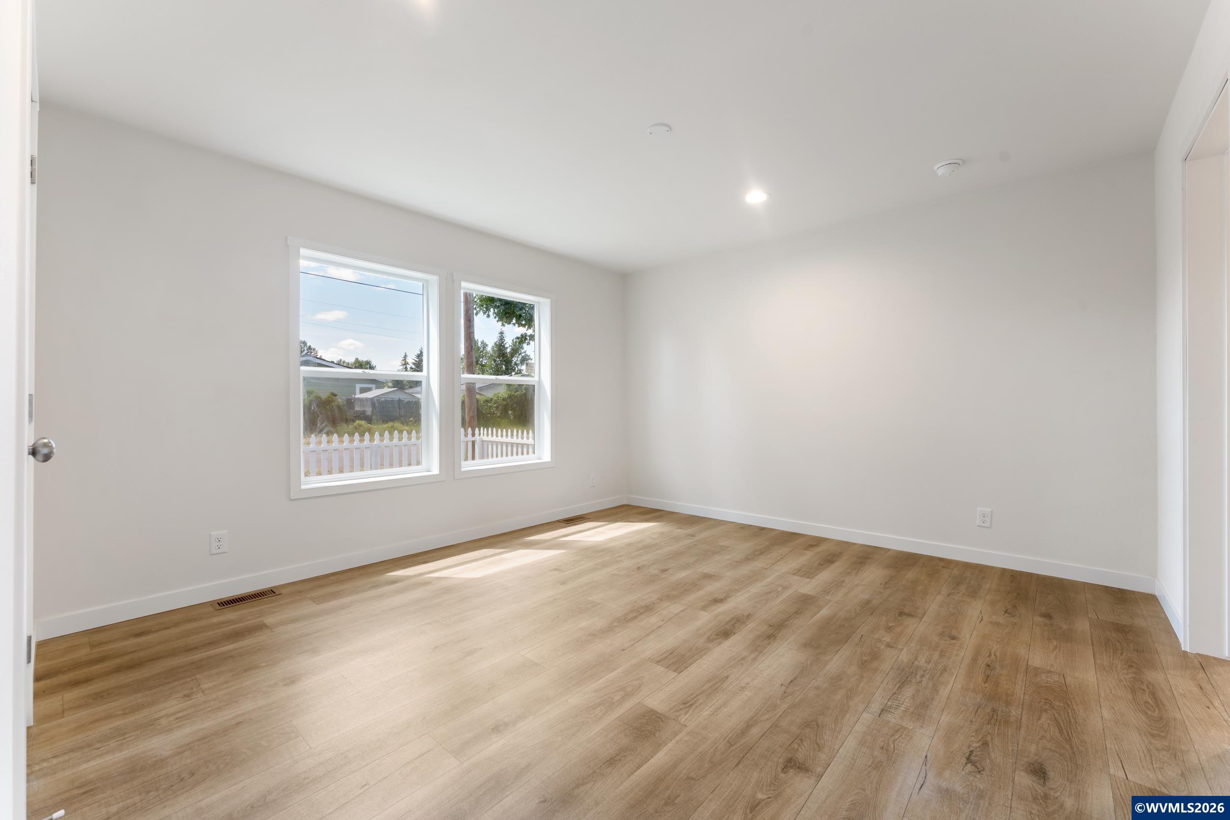 2012 18th Avenue Sweet Home, OR 97386 - Photo 9 of 21