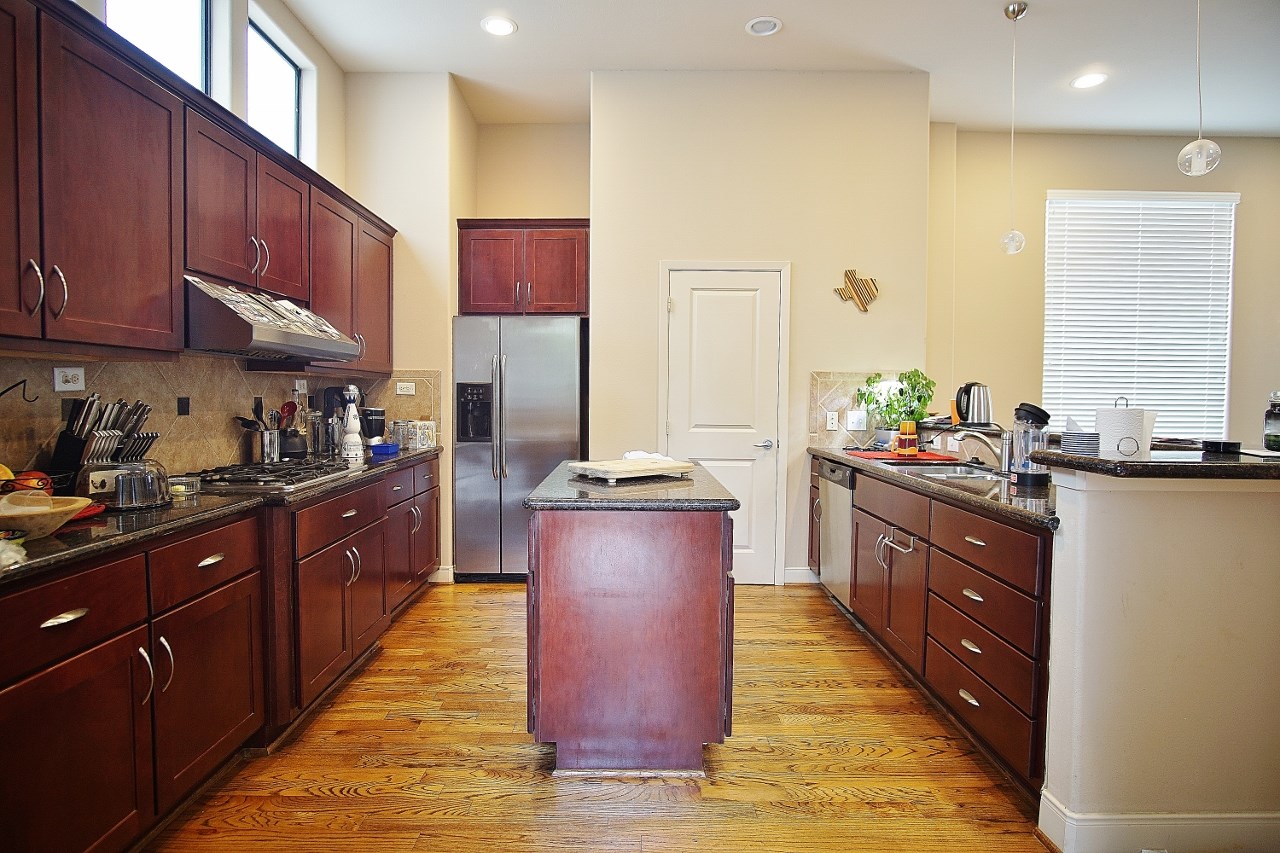 818 Lester Street Houston, TX 77007 - Photo 12 of 24