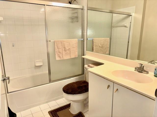 5880 West Sample Road, Unit 105 Coral Springs, FL 33067 - Photo 11 of 23 a bathroom with a sink and a mirror