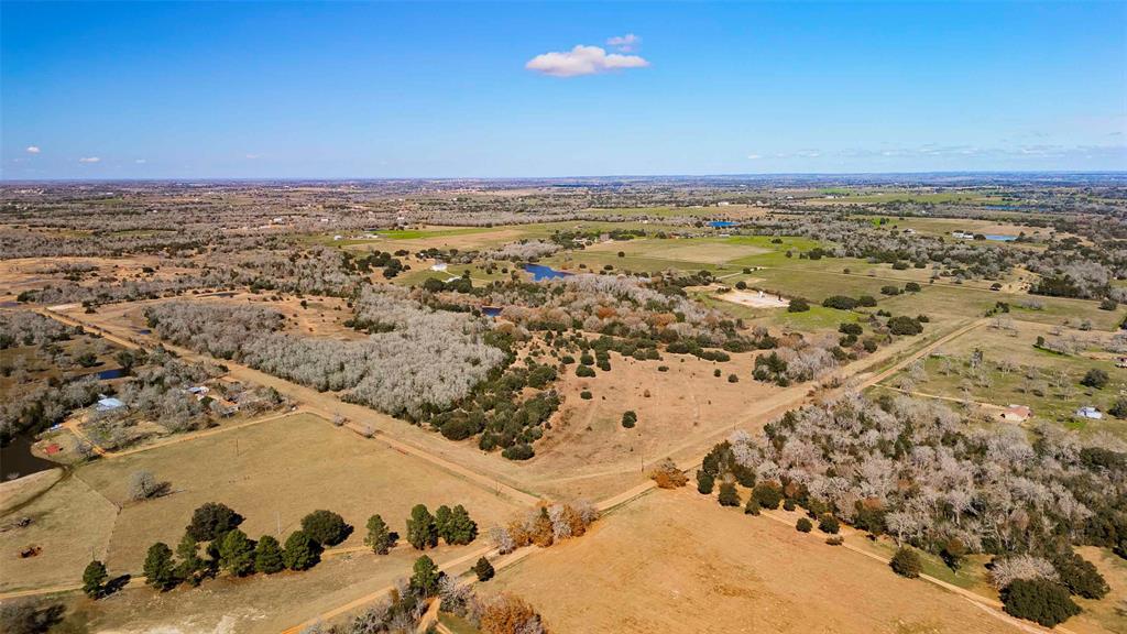 8 Nassau Round Top Tx  