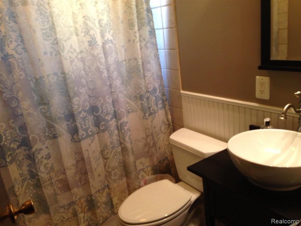 39529 Rambler Drive Sterling Heights, MI 48313 - Photo 7 of 17 IMG_0004.JPG