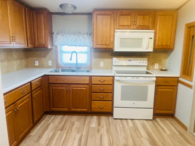 $99,900 | 1310 Windridge Lane, Fremont, MI 49412