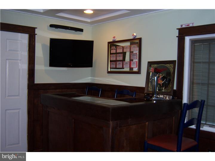 20 Indian Red Road Levittown, PA 19057 - Photo 12 of 25 Rec Room