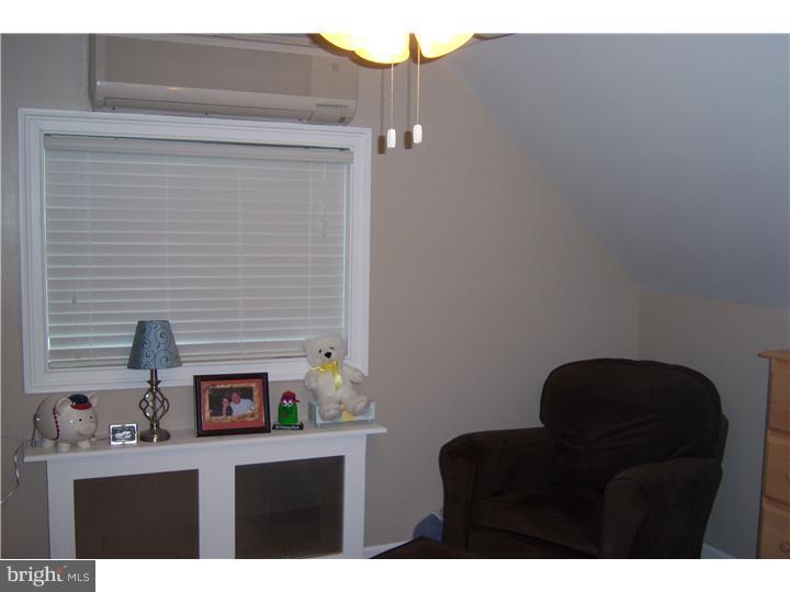 20 Indian Red Road Levittown, PA 19057 - Photo 21 of 25 Bedroom 3