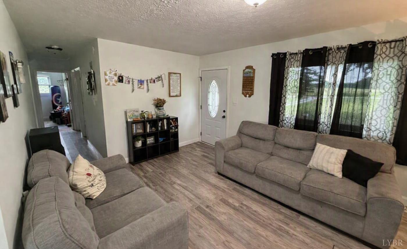 1197 Straightstone Road Gretna, VA 24557 - Photo 11 of 22 Gallery Image 11