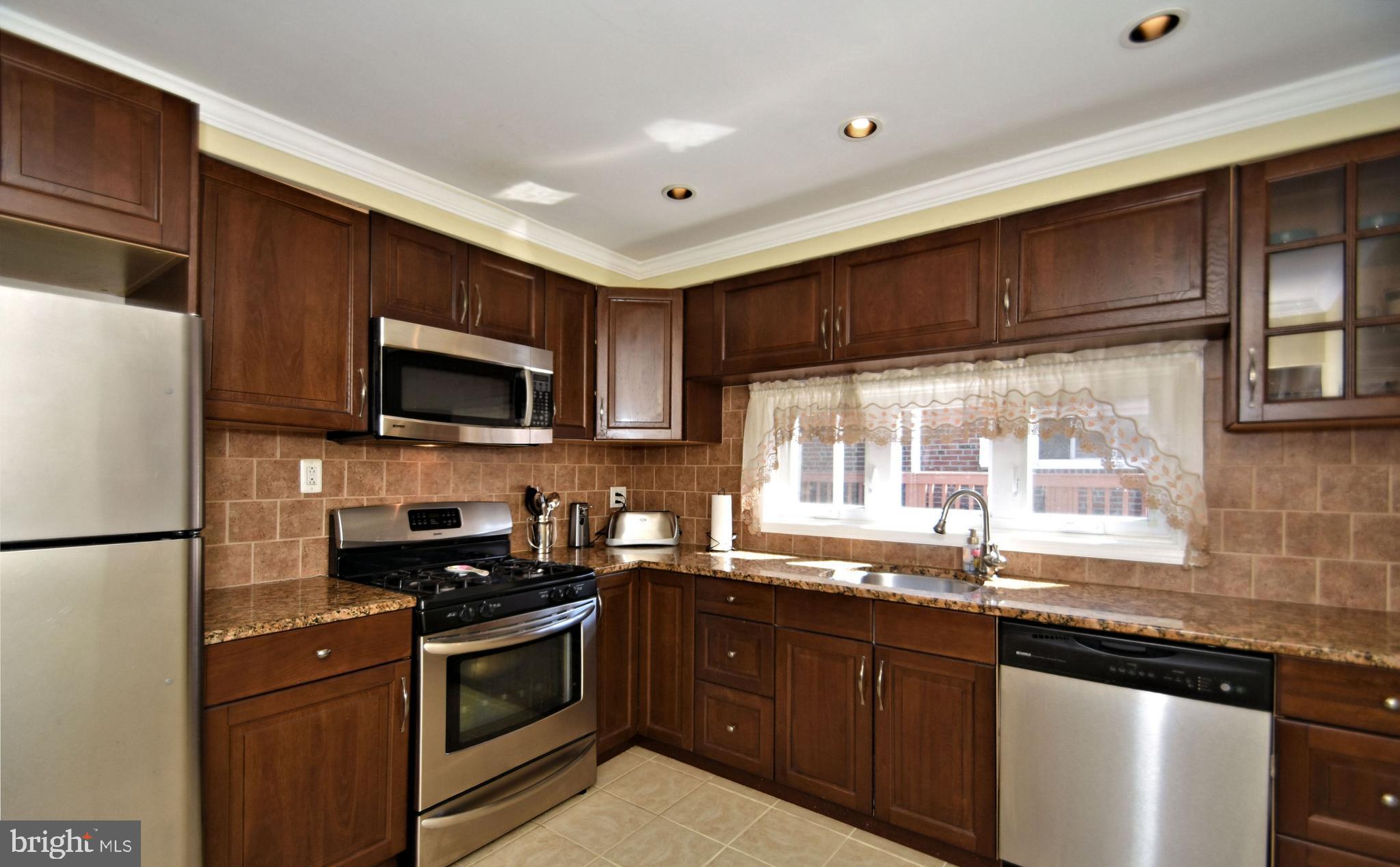 8909 Blue Grass Road Philadelphia, PA 19152 - Photo 22 of 58 Gallery Image 22