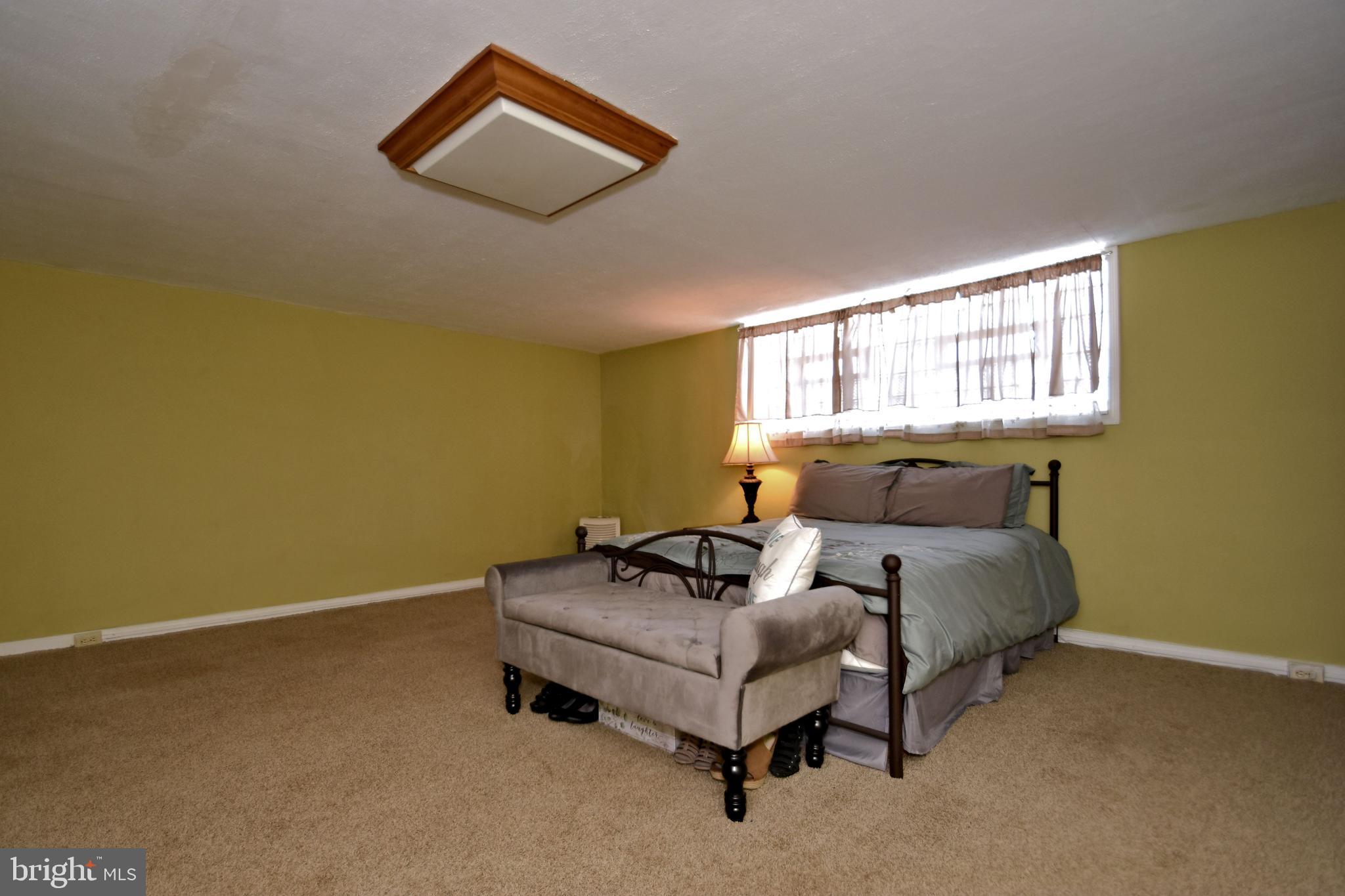 8909 Blue Grass Road Philadelphia, PA 19152 - Photo 40 of 58 Gallery Image 40