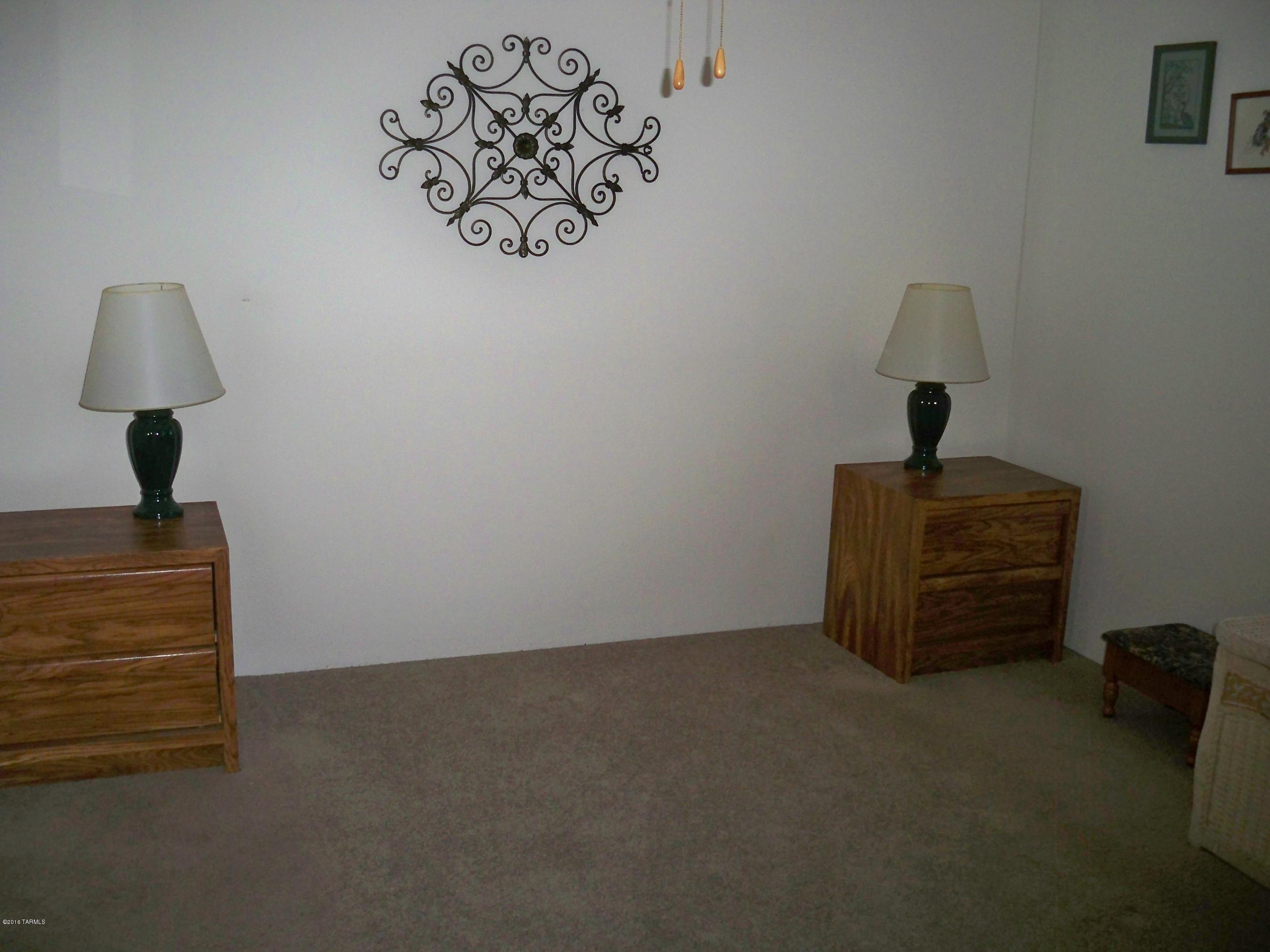 5464 West Rocking Cir Street Tucson, AZ 85713 - Photo 13 of 18 Gallery Image 13