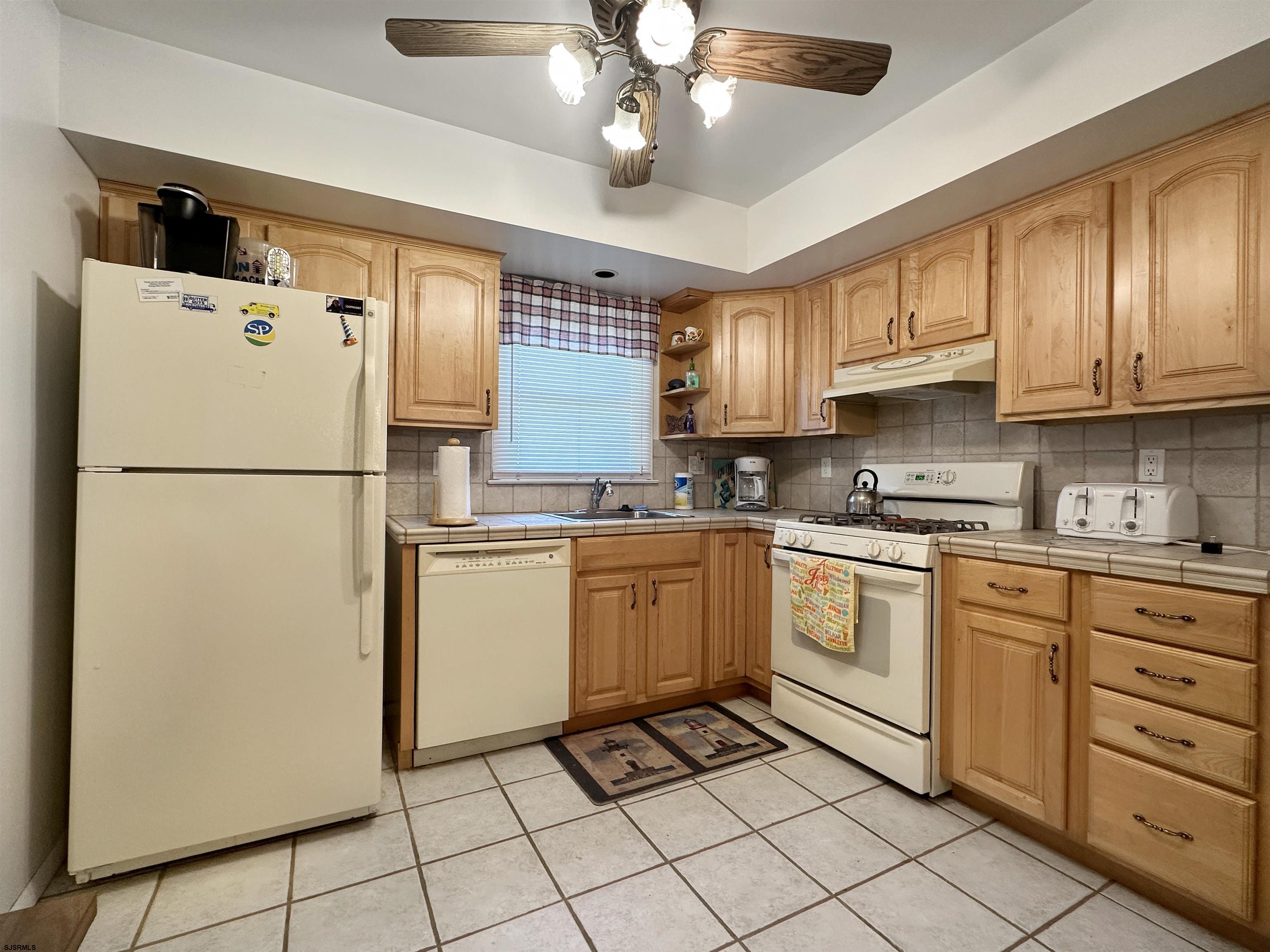 18 Gulph Mill Road Somers Point, NJ 08244 - Photo 7 of 14 Gallery Image 7