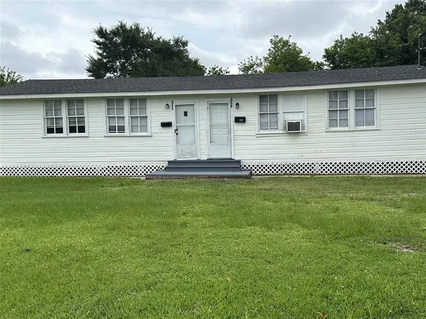 $115,000 | 225 Eddy Street, Lake Charles, LA 70601