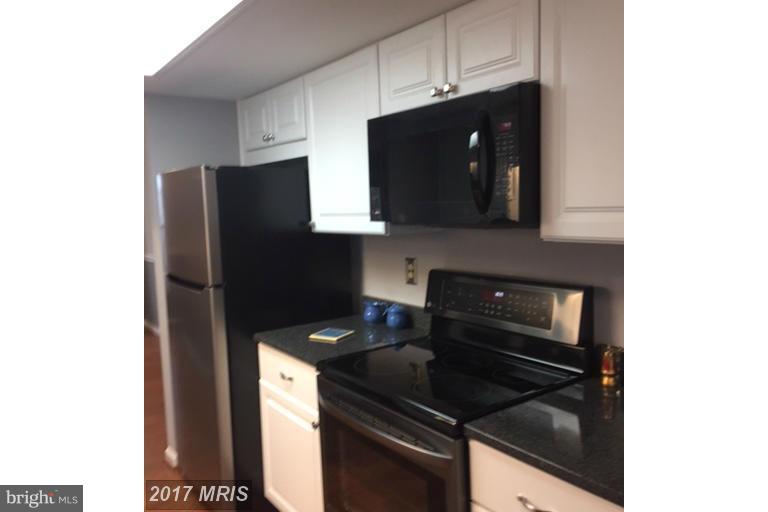 6283 Rathlin Drive Springfield, VA 22152 - Photo 2 of 4 Kitchen