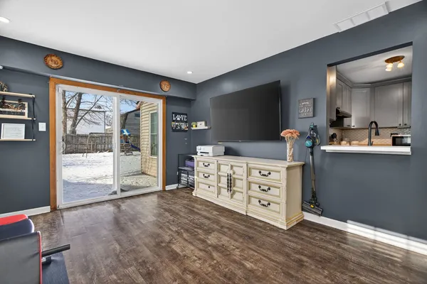 $314,900 | 20618 South Driftwood Drive, Frankfort, IL 60423