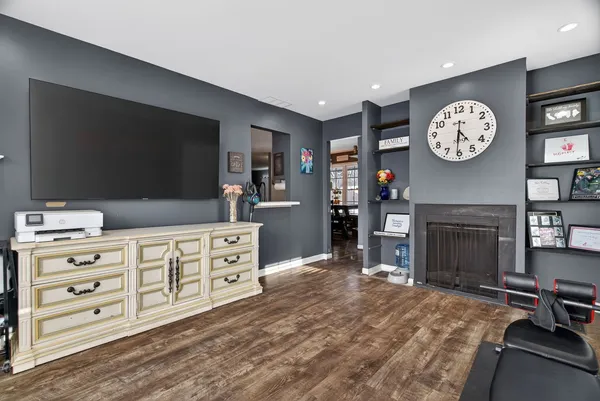 $314,900 | 20618 South Driftwood Drive, Frankfort, IL 60423