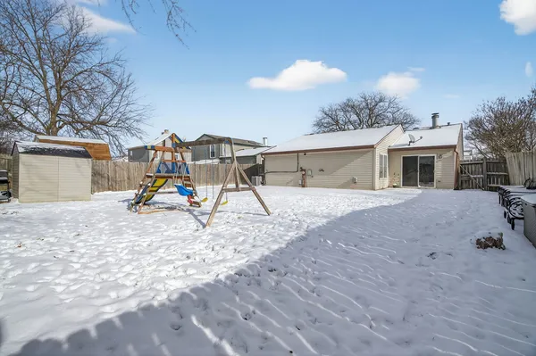 $314,900 | 20618 South Driftwood Drive, Frankfort, IL 60423