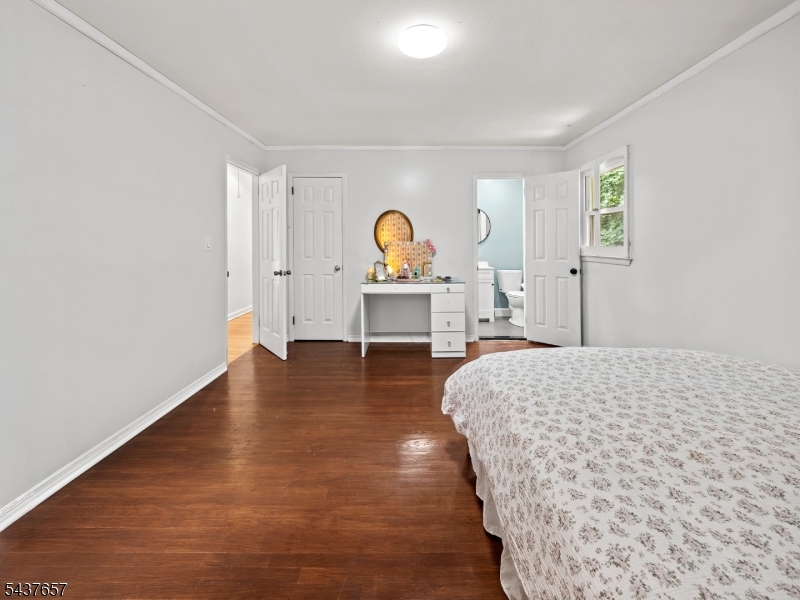 17 Ravine Court Clifton, NJ 07013 - Photo 19 of 46
