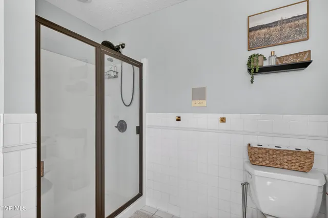 $564,900 | 18459 John Ashley Drive, Abingdon, VA 24211