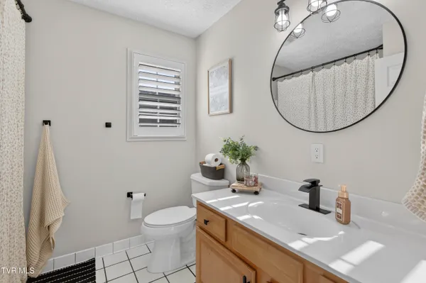 $540,000 | 18459 John Ashley Drive, Abingdon, VA 24211