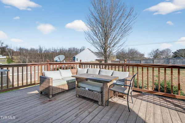 $540,000 | 18459 John Ashley Drive, Abingdon, VA 24211