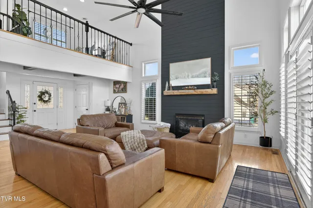 $564,900 | 18459 John Ashley Drive, Abingdon, VA 24211