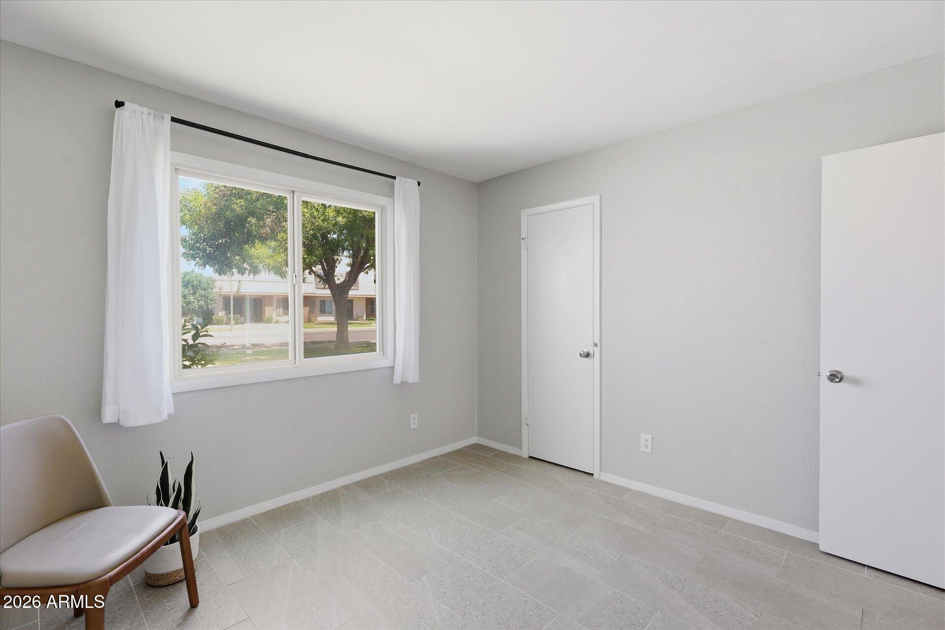 1006 East Redfield Road Tempe, AZ 85283 - Photo 27 of 42