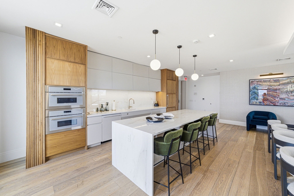 191 Washington Street, Unit 711 Boston, MA 02135 - Photo 20 of 39