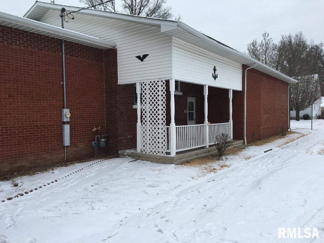 309 Mitchell Street Benton, IL 62812 - Photo 1 of 23 Gallery Image 1