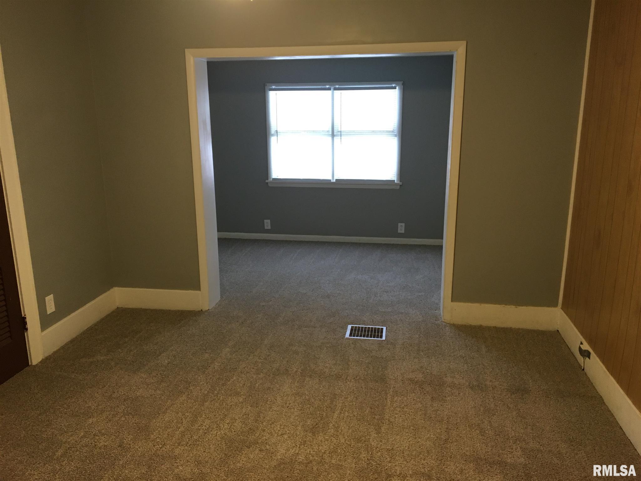 309 Mitchell Street Benton, IL 62812 - Photo 17 of 23 Gallery Image 17