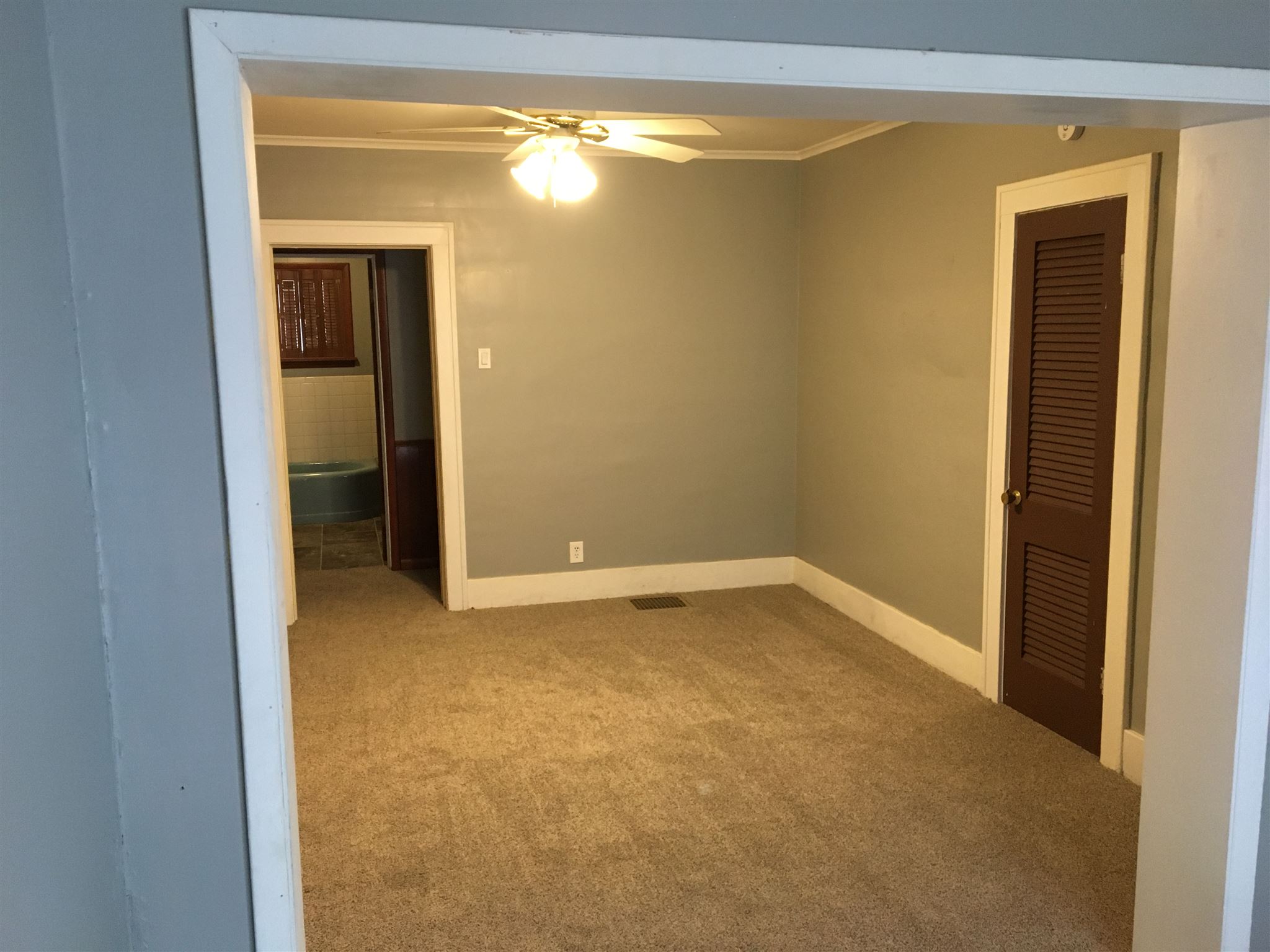 309 Mitchell Street Benton, IL 62812 - Photo 19 of 23 Gallery Image 19