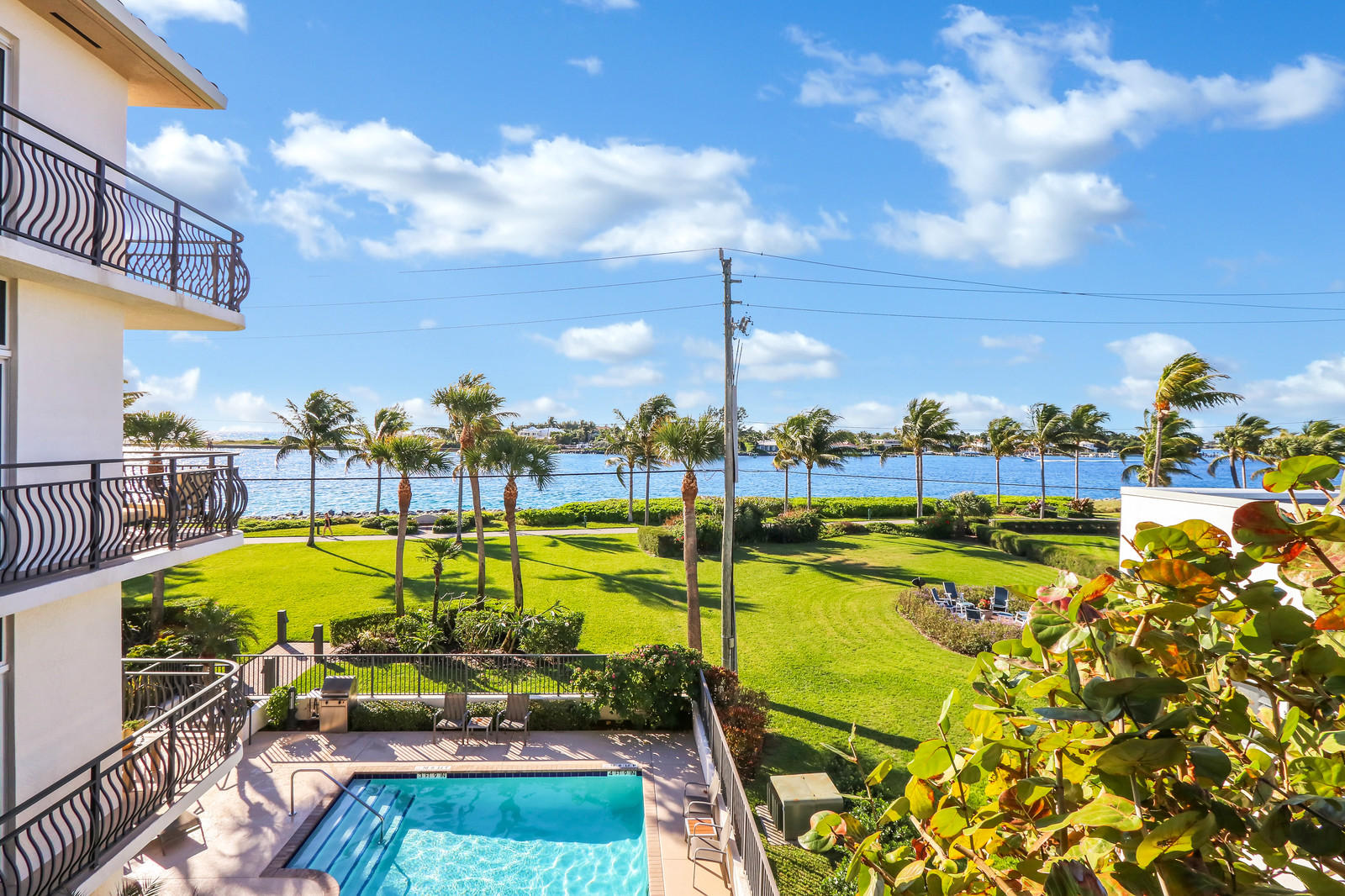 314 Inlet Way, Unit 203 Palm Beach Shores, FL 33404 - Photo 16 of 26 17_Image_17_of_20_mls
