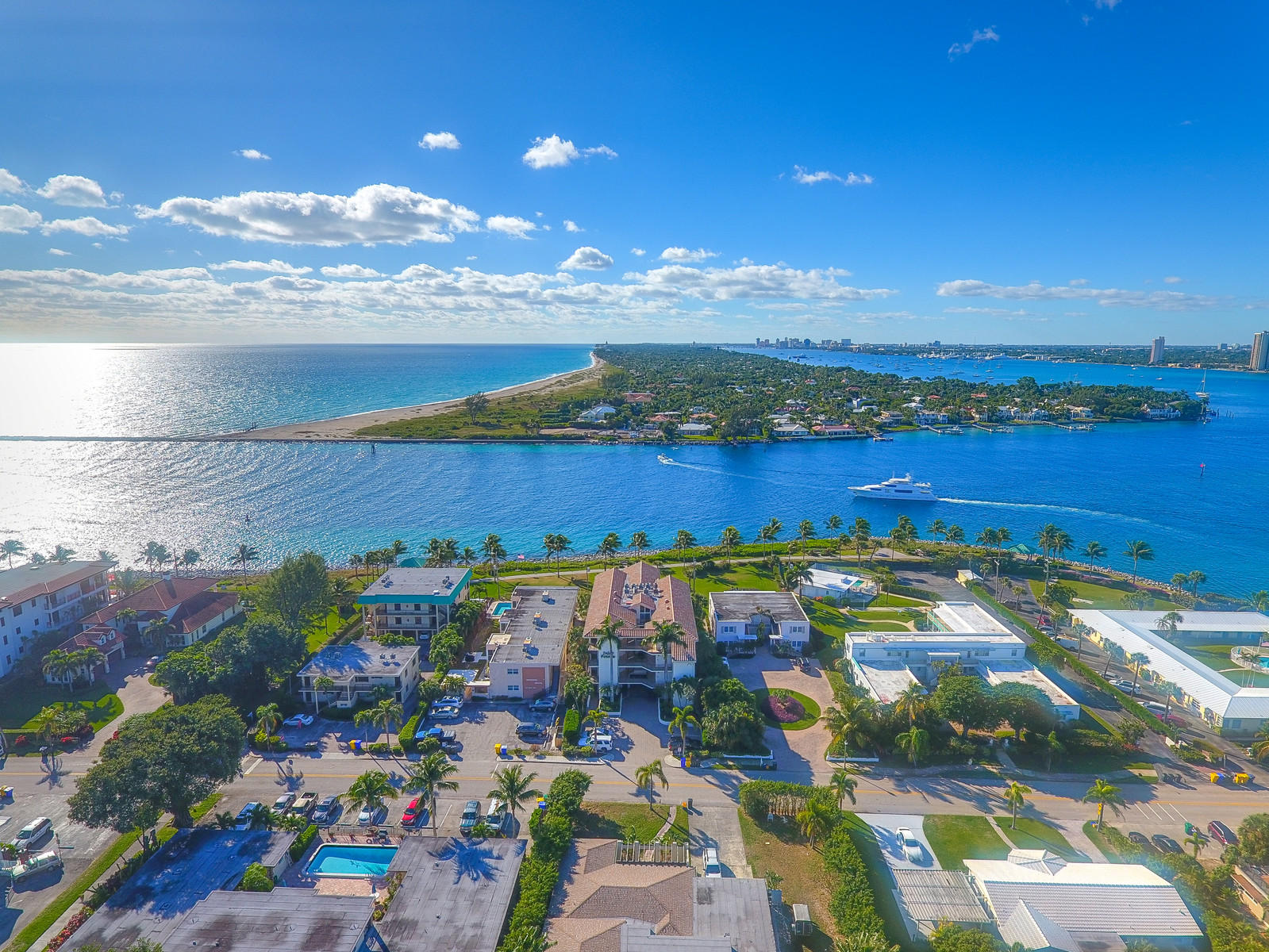 314 Inlet Way, Unit 203 Palm Beach Shores, FL 33404 - Photo 23 of 26 23_Aerials_3_of_7_mls