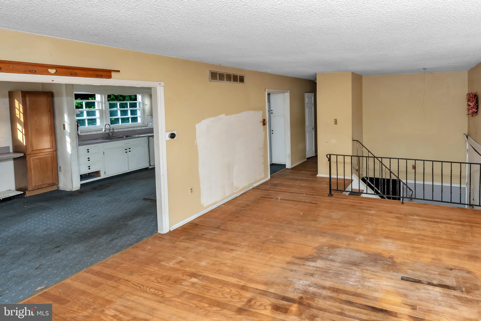 16 Constitution Road Clementon, NJ 08021 - Photo 34 of 61