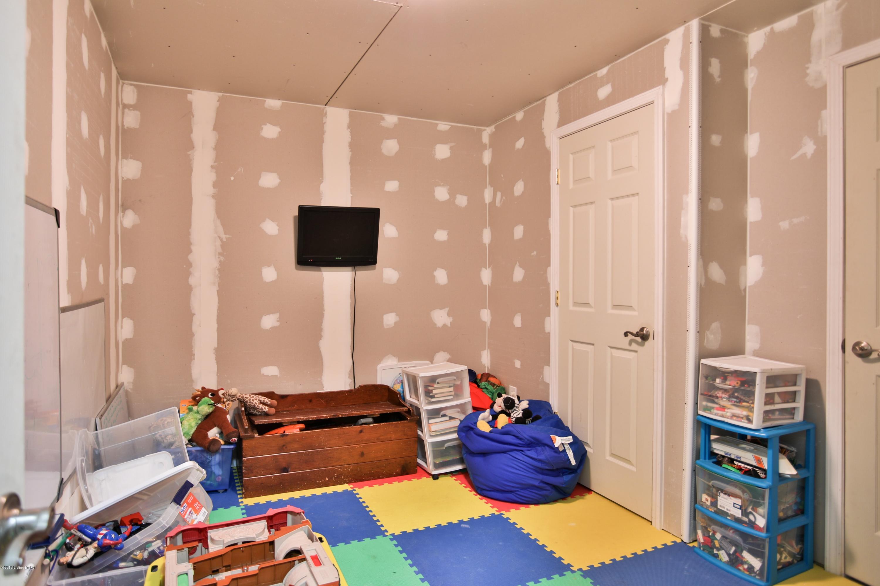 7111 Colton Road Crestwood, KY 40014 - Photo 38 of 57 1-37