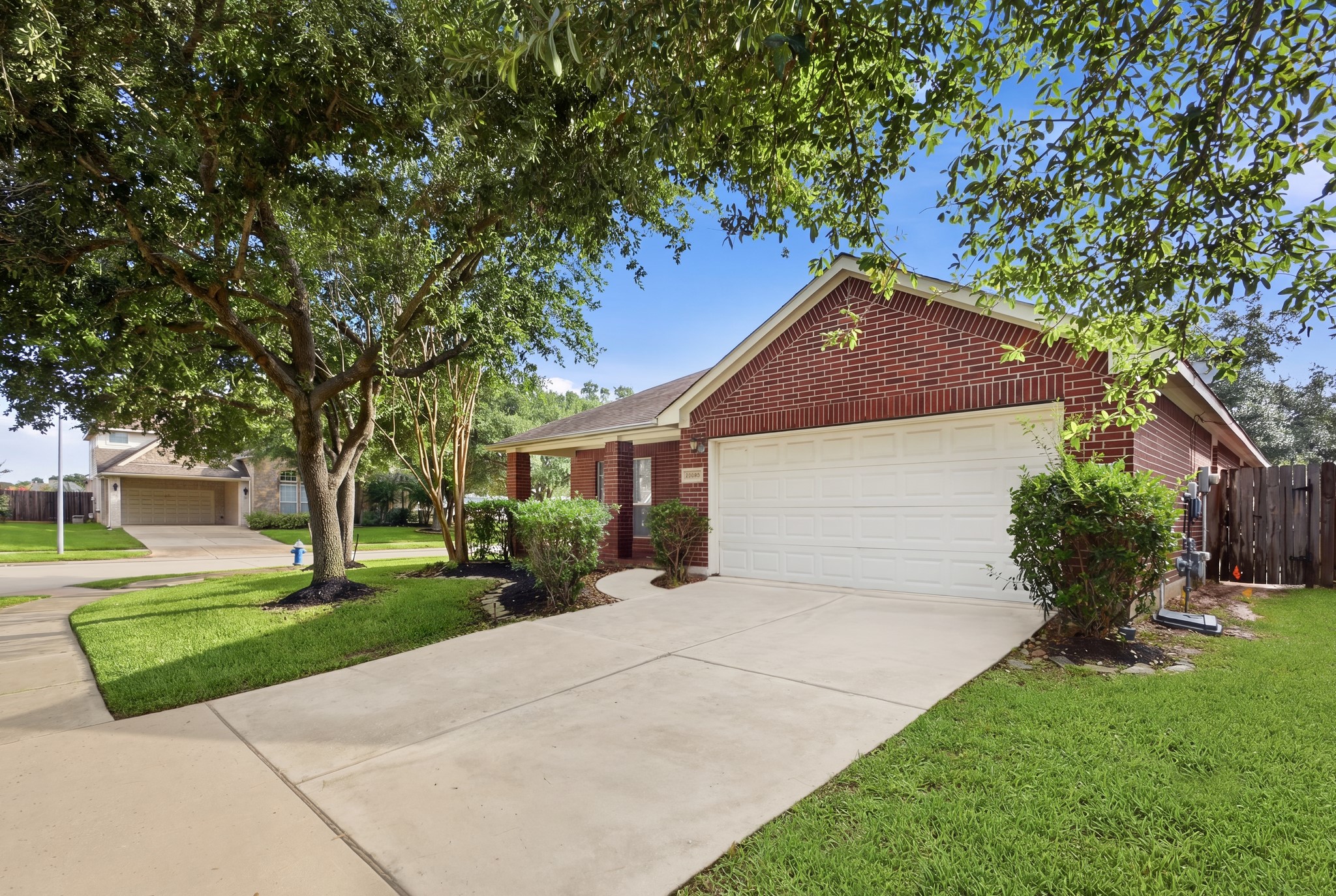 19226 Countryhills Court Spring, TX 77388 - Photo 5 of 50