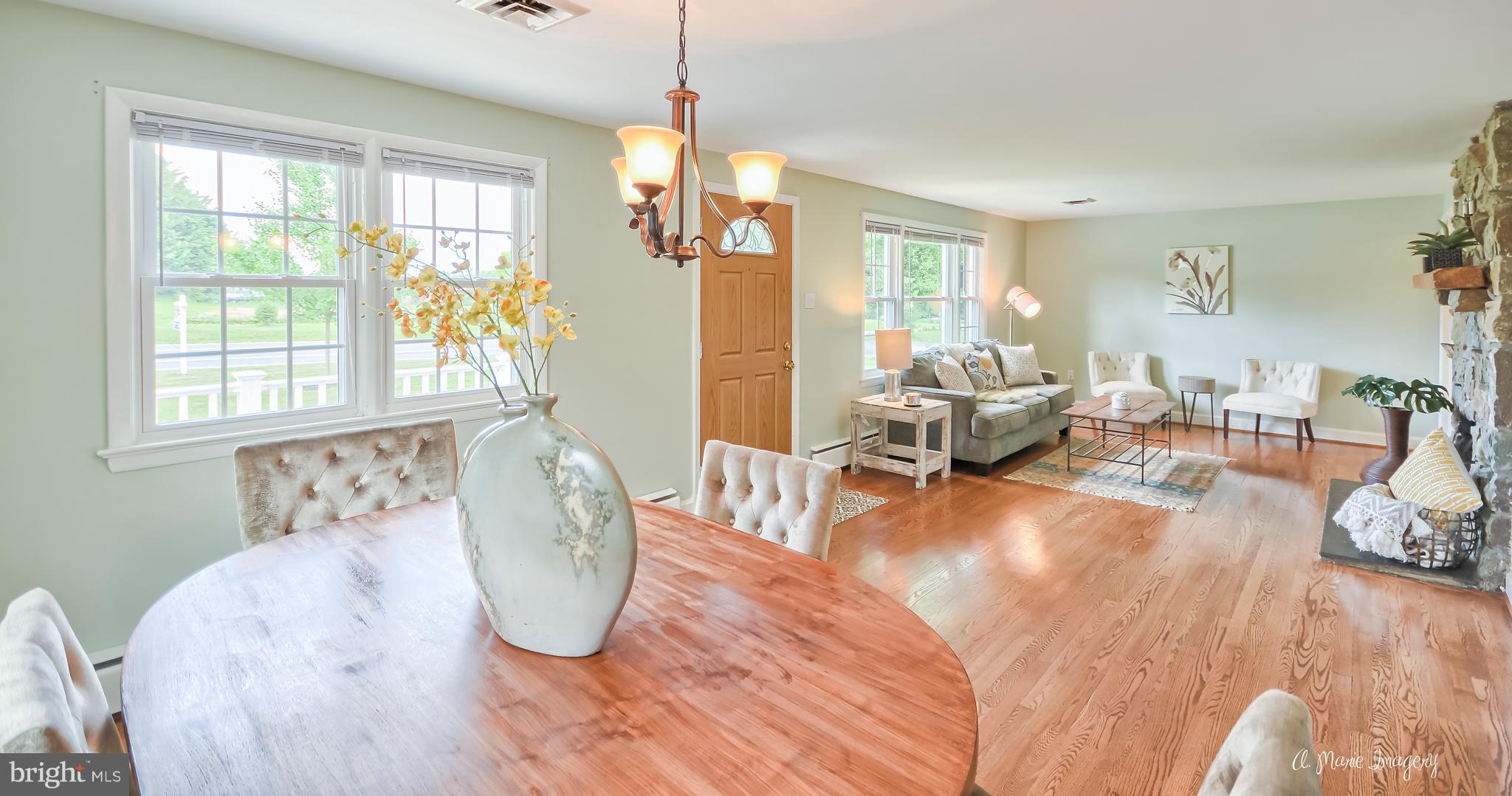 28403 Kemptown Road Damascus, MD 20872 - Photo 11 of 29 Dining Room & Living Room