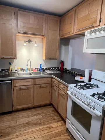 $209,900 | 1218 University Avenue Northeast, Minneapolis, MN 55413