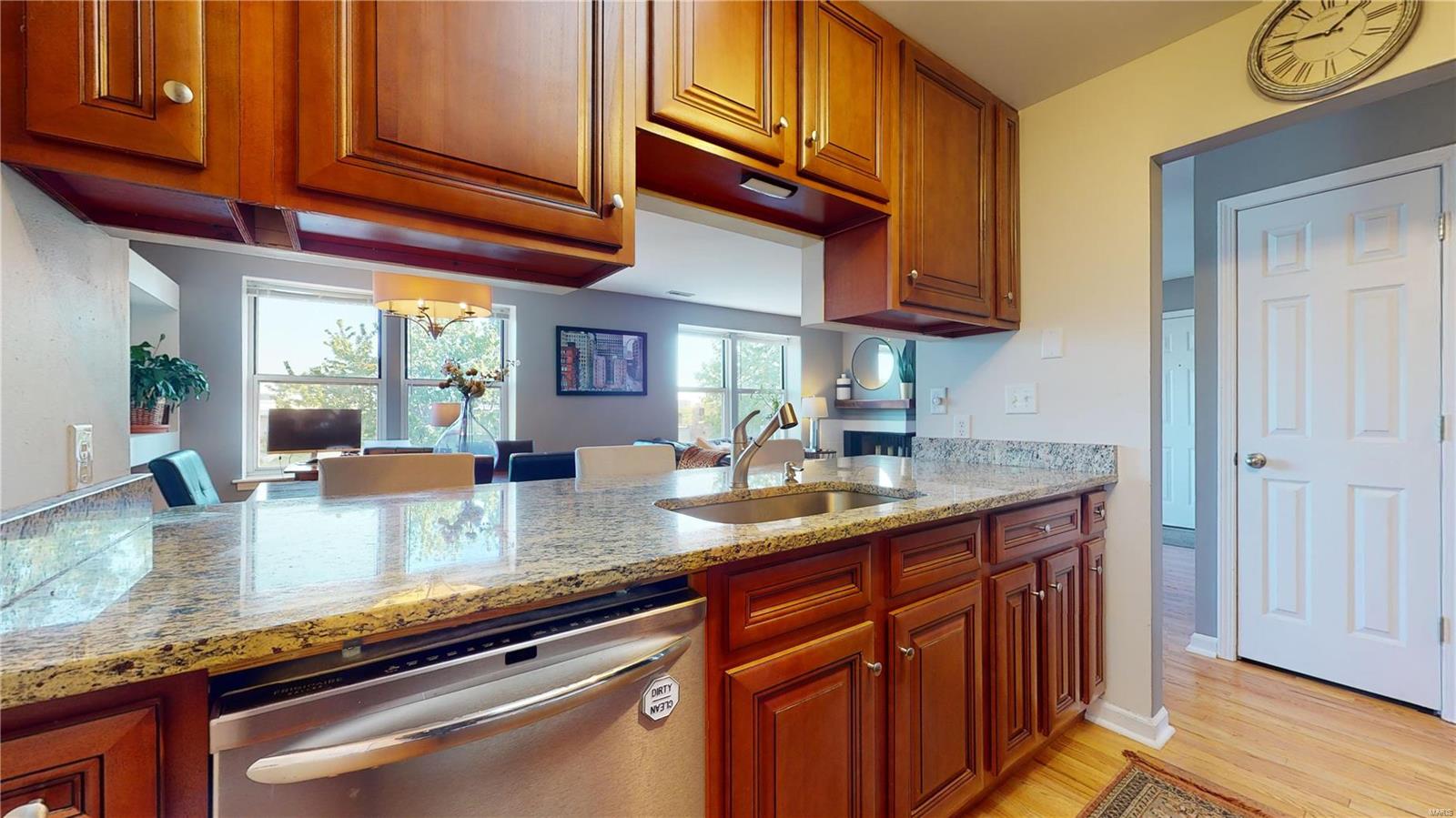 2310 Rutger Street, Unit 10F St. Louis, MO 63104 - Photo 20 of 57