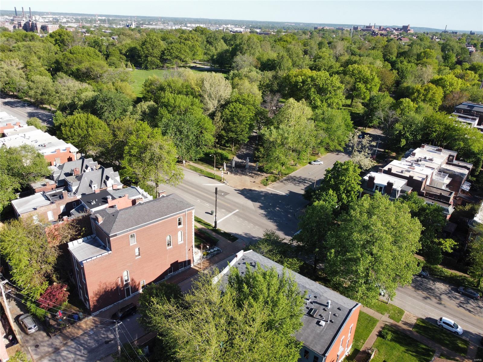 2310 Rutger Street, Unit 10F St. Louis, MO 63104 - Photo 53 of 57