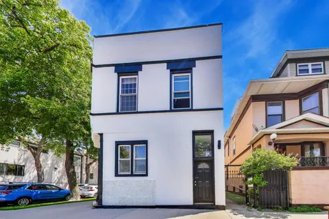 $1,249,000 | 2455 North Sawyer Avenue, Chicago, IL 60647