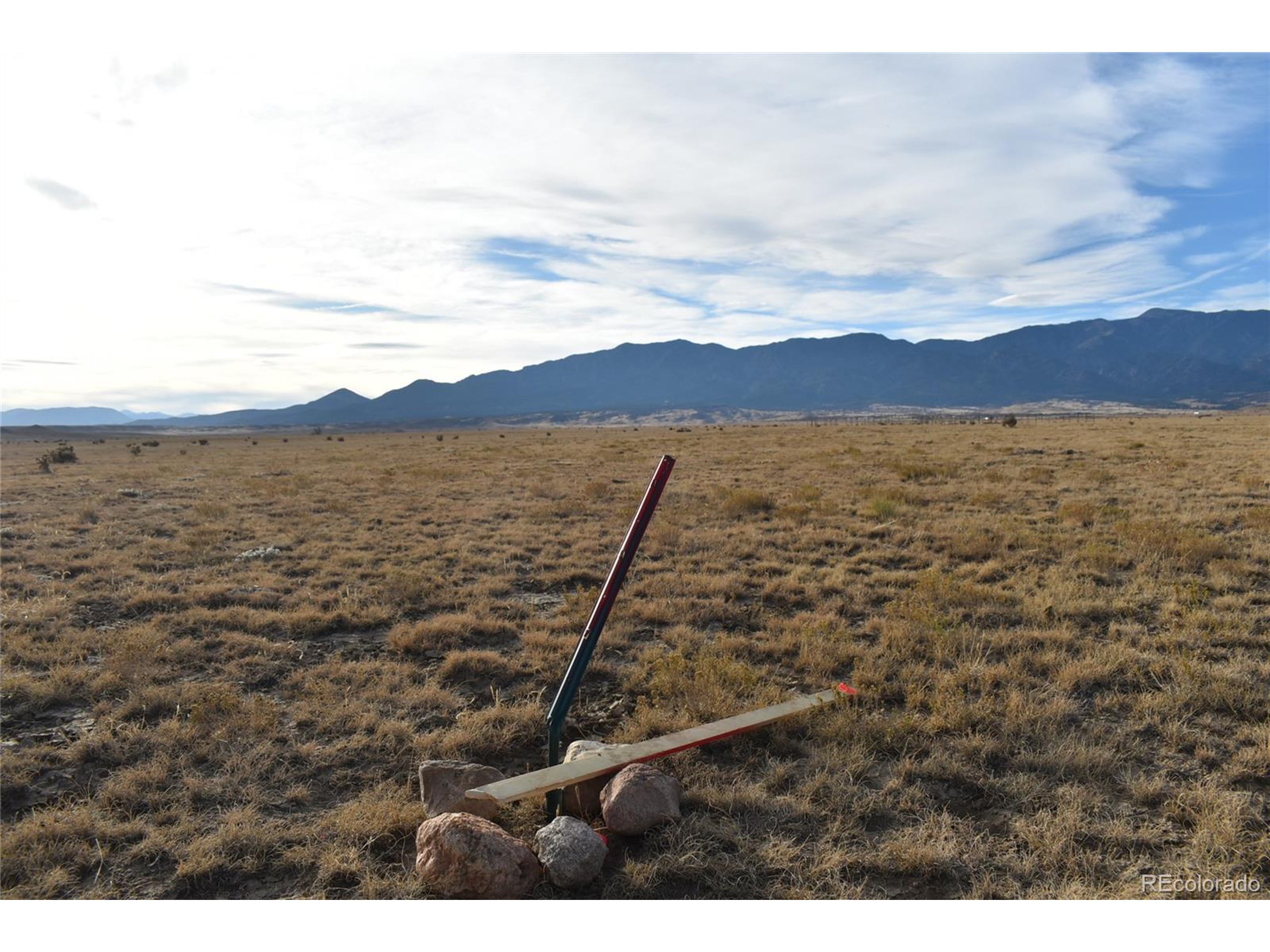 35 Bennett Road Rye, CO 81069 - Photo 2 of 25 a view of an ocean and mountain