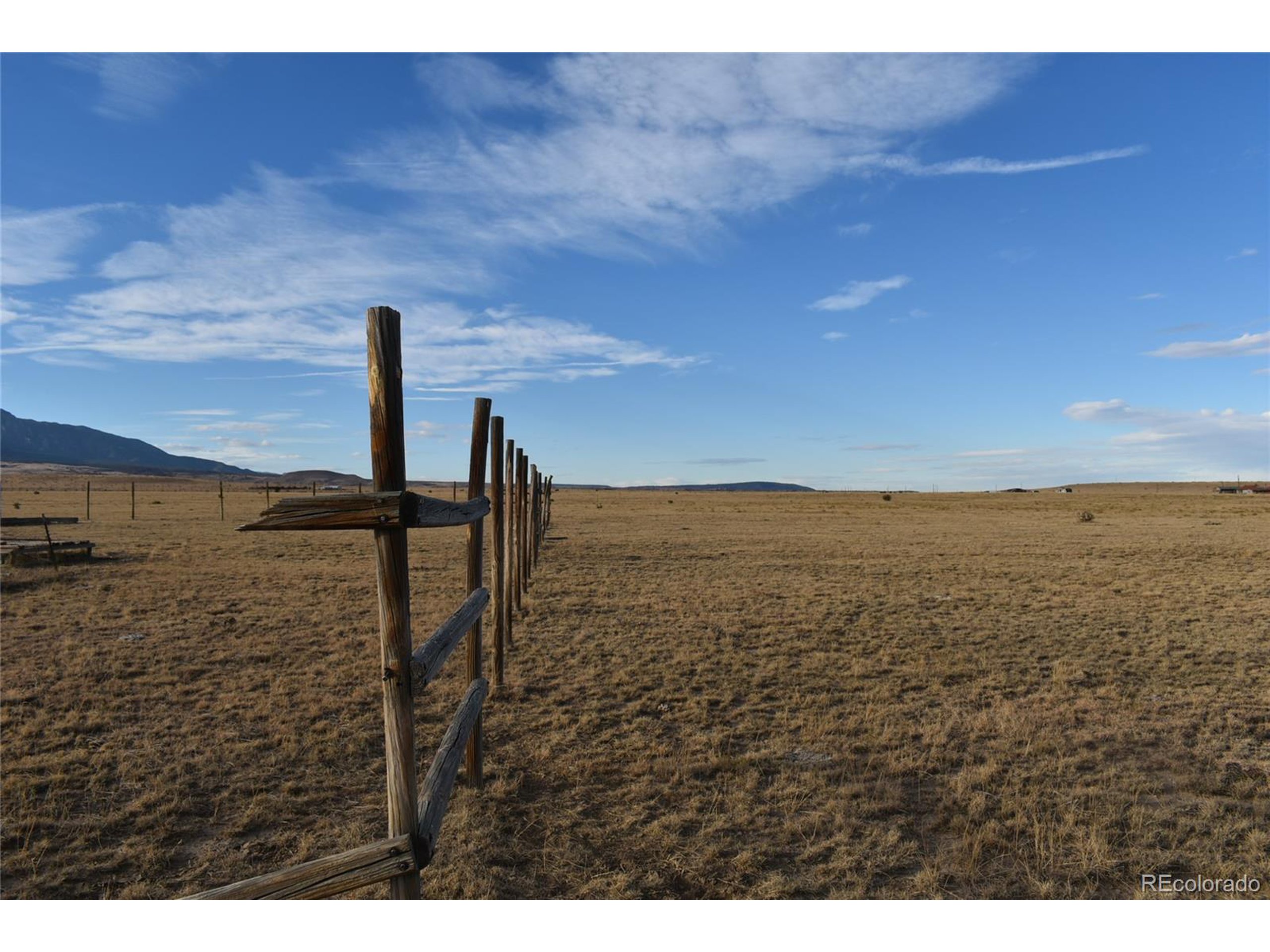 35 Bennett Road Rye, CO 81069 - Photo 8 of 25 a view of ocean and a mountain