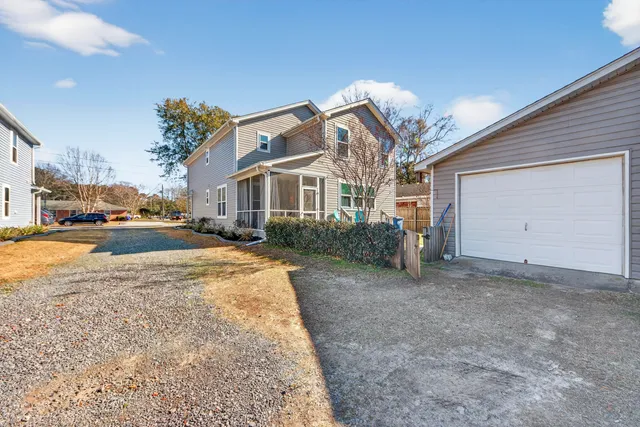 $725,000 | 1723 West Avalon Circle, Charleston, SC 29407