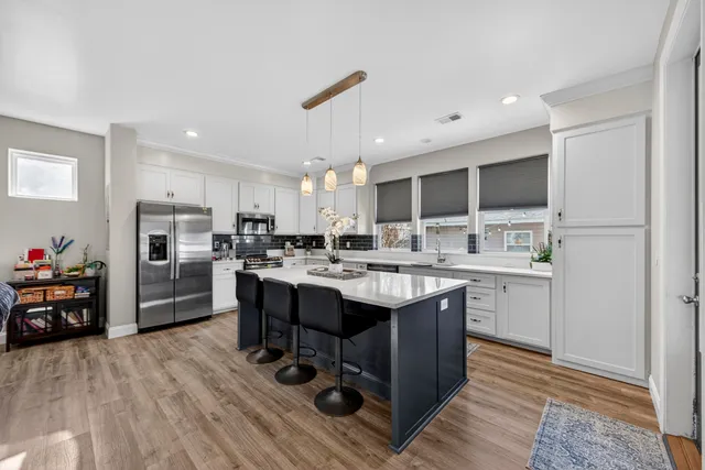 $725,000 | 1723 West Avalon Circle, Charleston, SC 29407