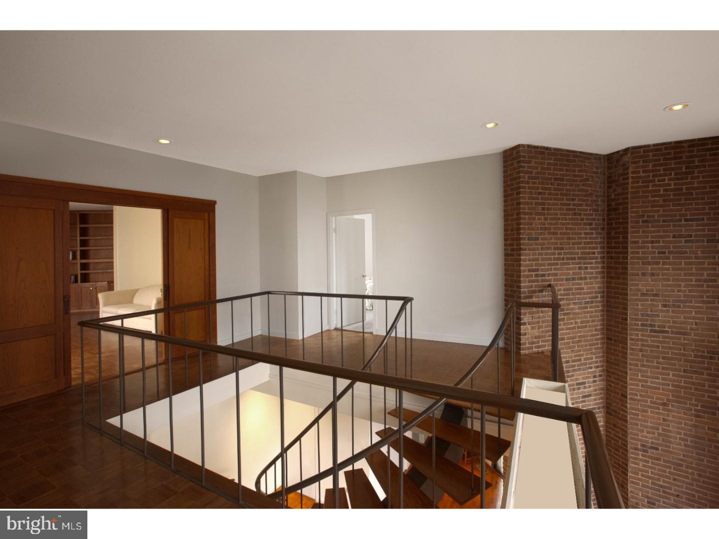 230 South 3rd Street Philadelphia, PA 19106 - Photo 11 of 25