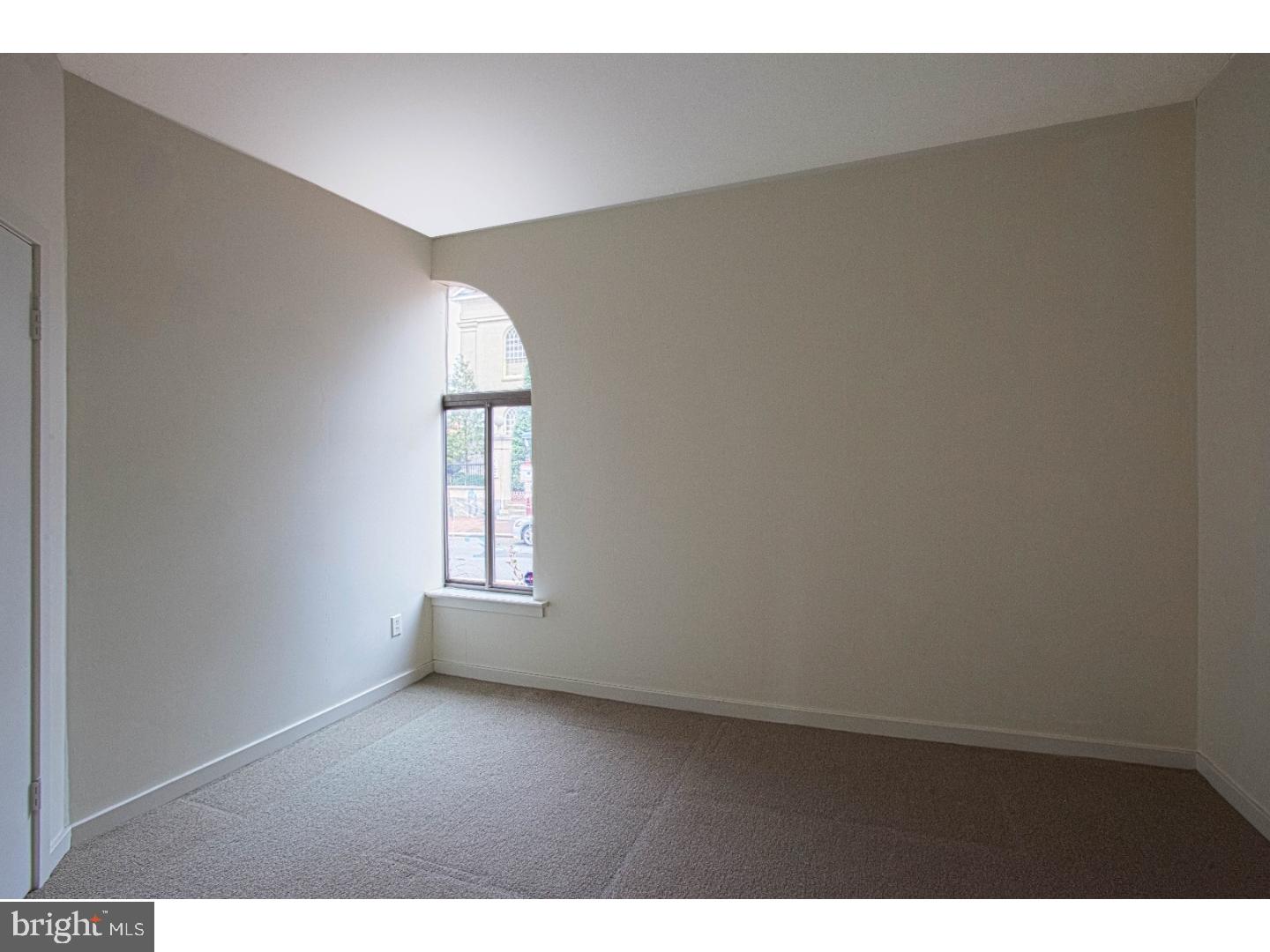 230 South 3rd Street Philadelphia, PA 19106 - Photo 19 of 25