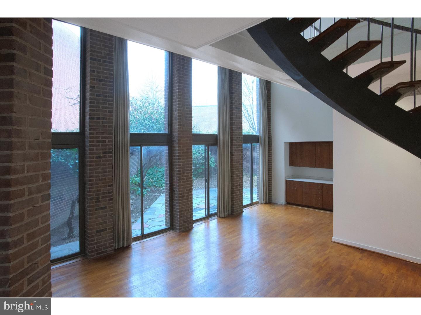 230 South 3rd Street Philadelphia, PA 19106 - Photo 3 of 25