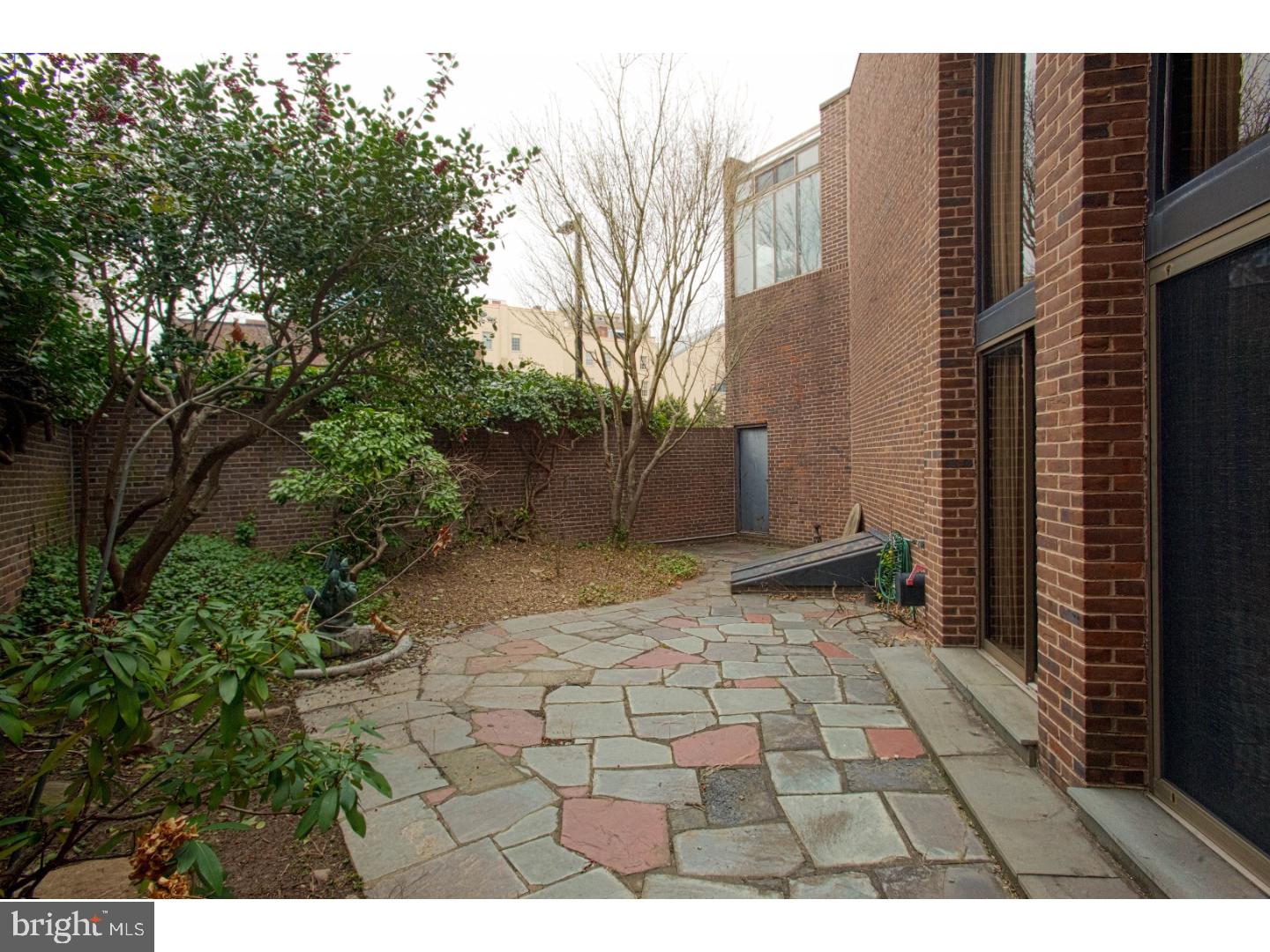 230 South 3rd Street Philadelphia, PA 19106 - Photo 23 of 25