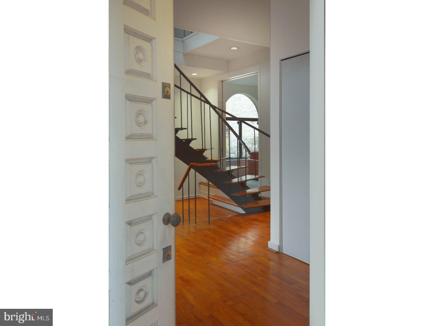 230 South 3rd Street Philadelphia, PA 19106 - Photo 9 of 25