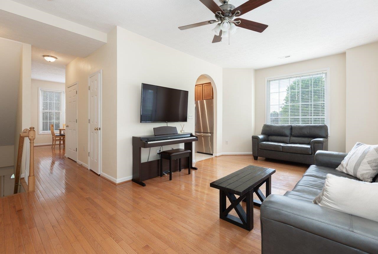 2984 Crystal Spring Lane Harrisonburg, VA 22801 - Photo 11 of 43