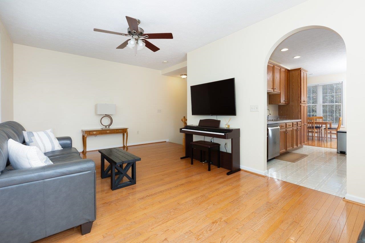 2984 Crystal Spring Lane Harrisonburg, VA 22801 - Photo 12 of 43